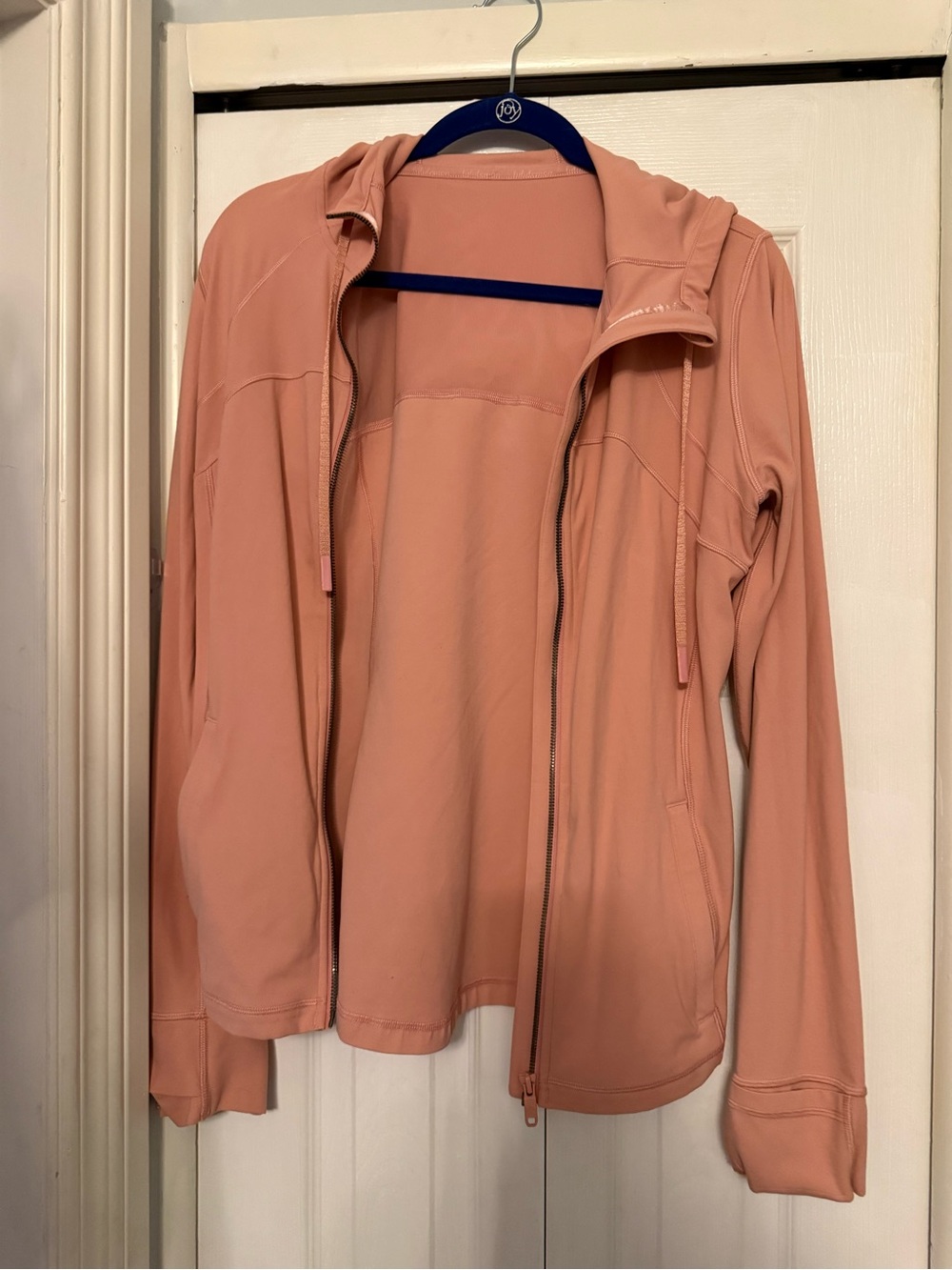 lululemon hooded define athletica Women's Zip-Up Hooded Jacket in Coral